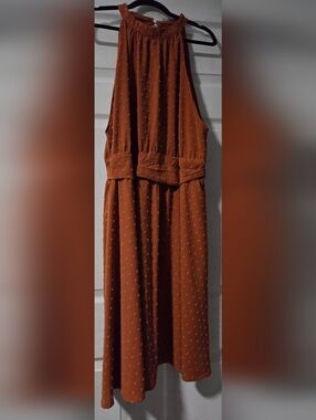 Women's Textured Midi Skirt in Rust Orange